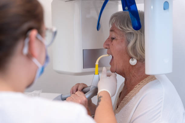 Best Broken or Cracked Tooth Emergency Dentist in Worthgton, IN